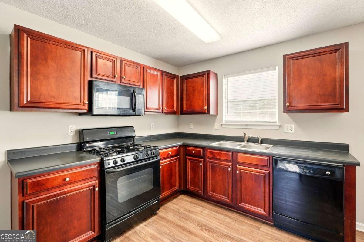 3731 Laramie Road Ellenwood - 8