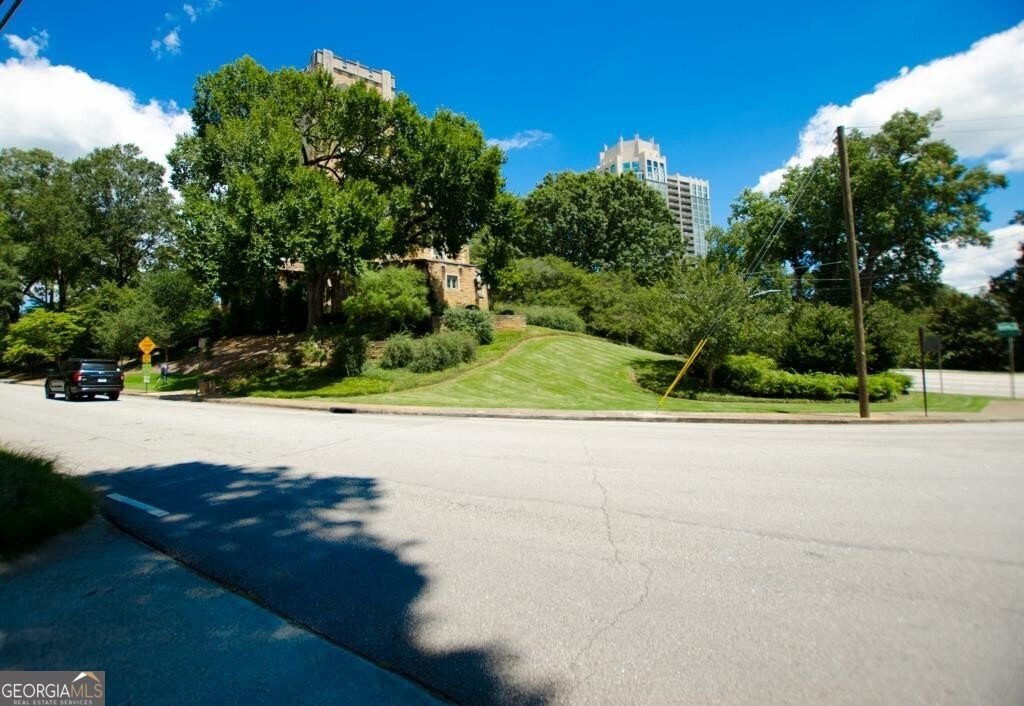 2734 Peachtree Road Atlanta - 24