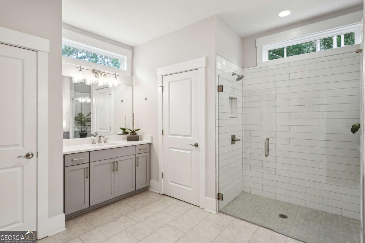 400 SOUTHLAND Circle Canton - 25