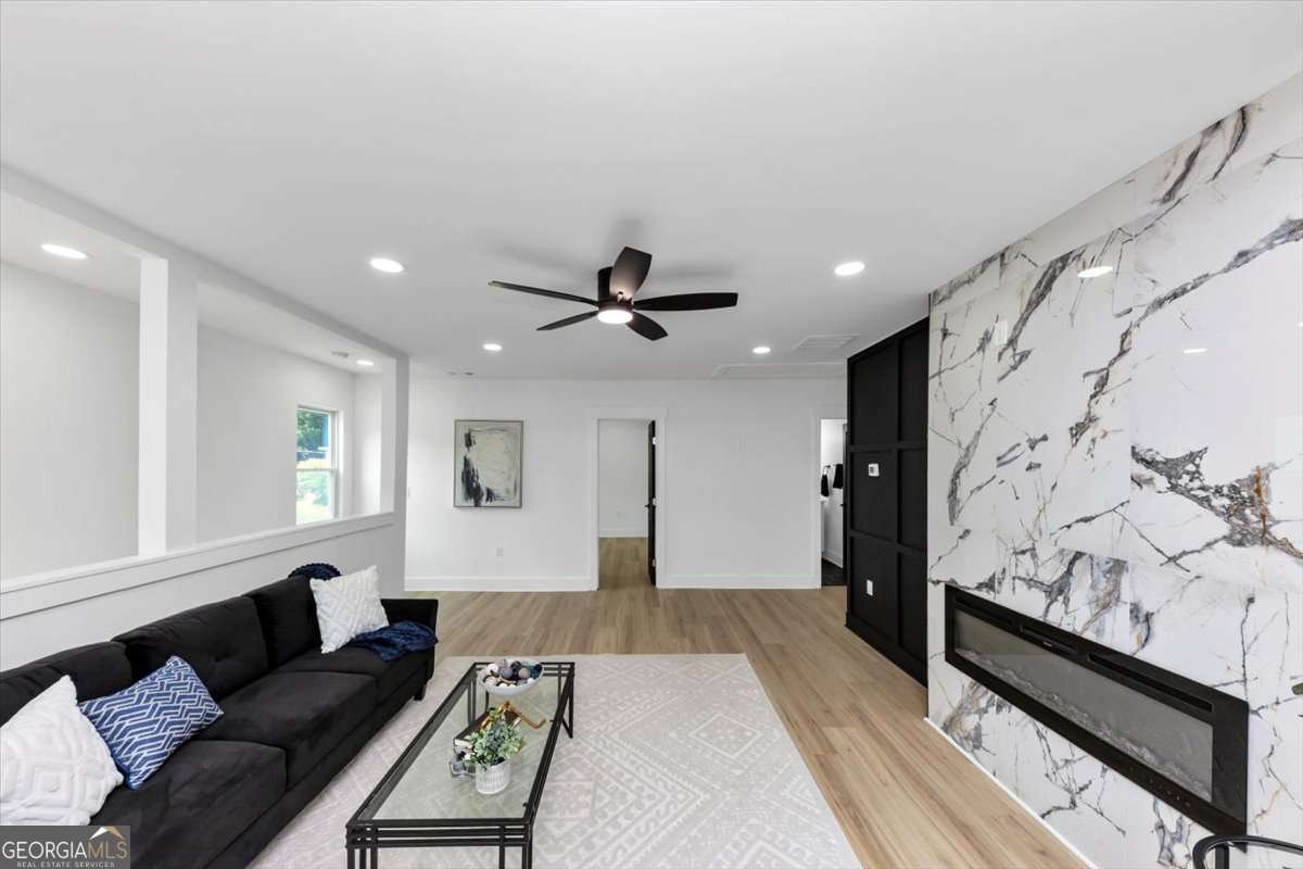445 Westmeath Drive Atlanta - 25