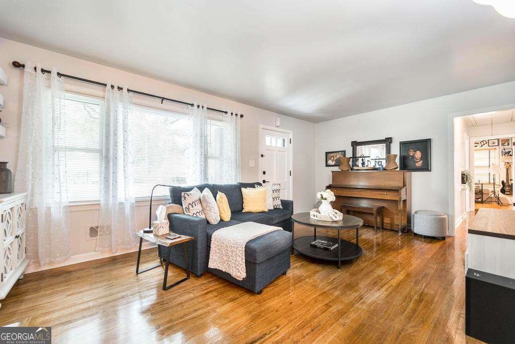 913 7th Avenue Albany - 9