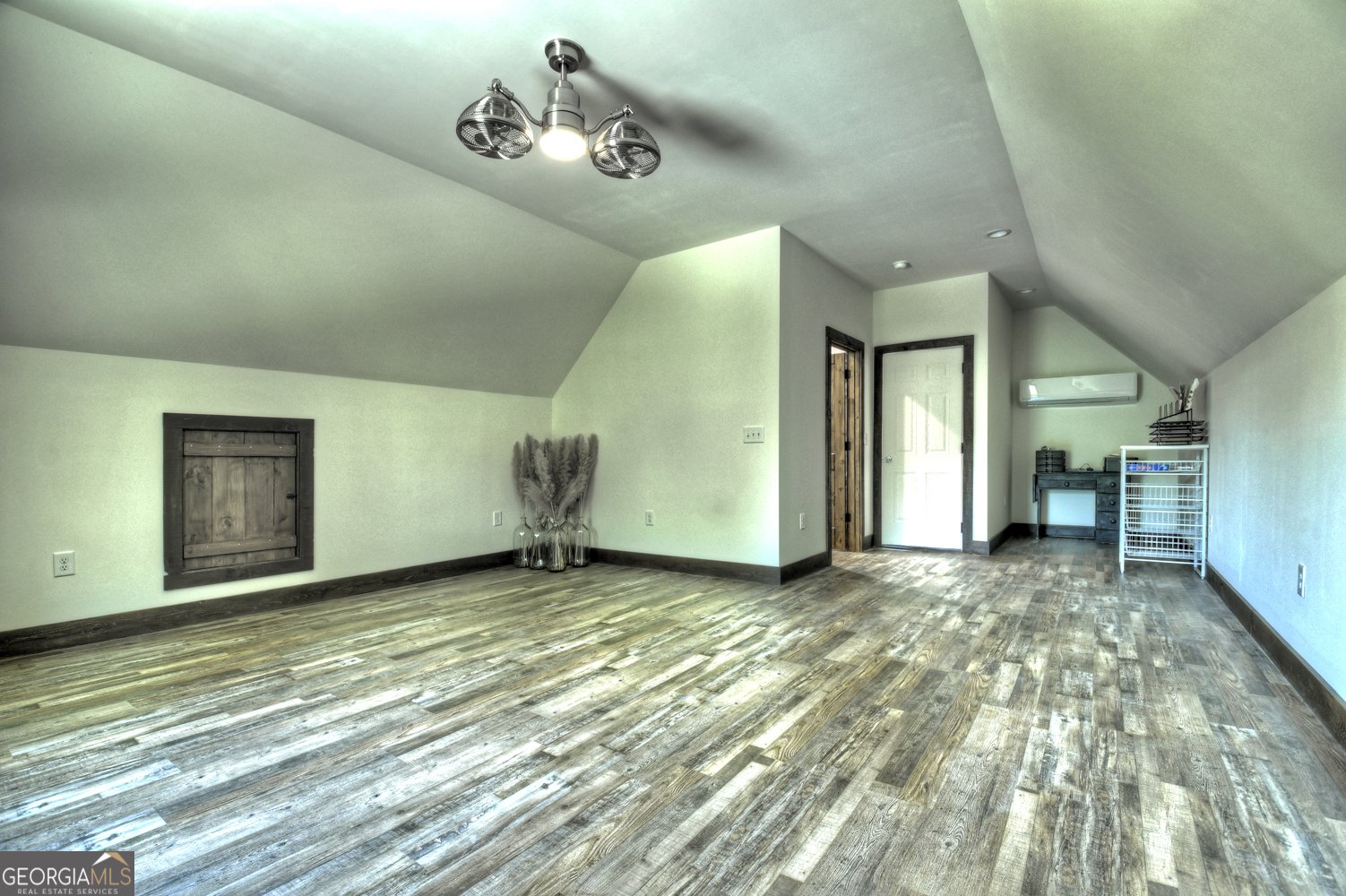 3181 Sugar Creek Road Blue Ridge - 44