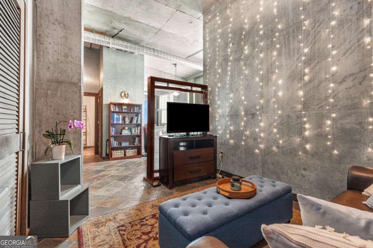 943 Peachtree Street Atlanta - 11