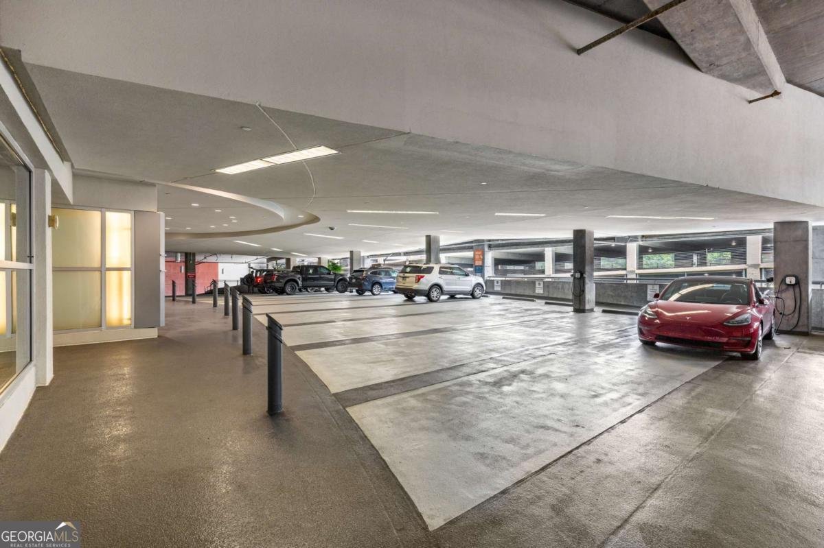 943 Peachtree Street Atlanta - 29