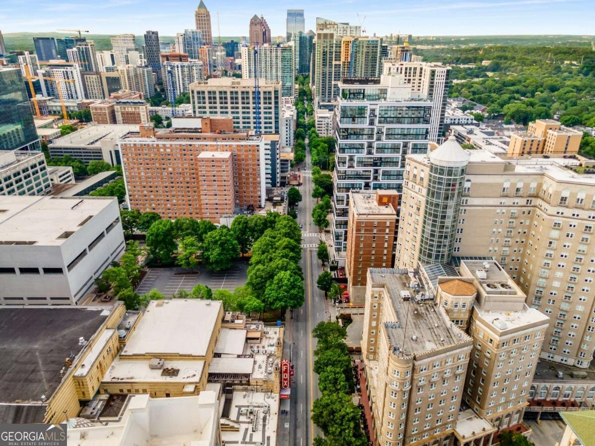 943 Peachtree Street Atlanta - 35