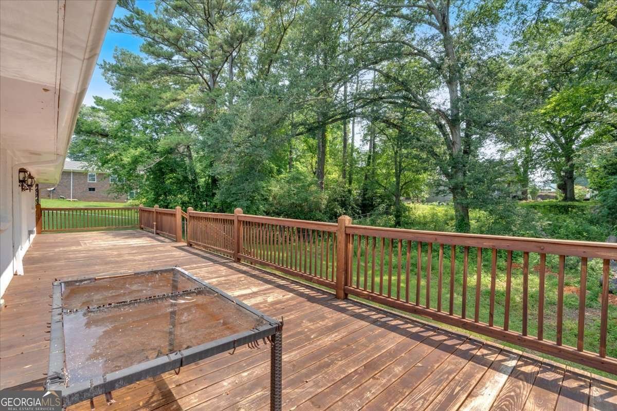 612 OAKCREST Drive Rockmart - 32