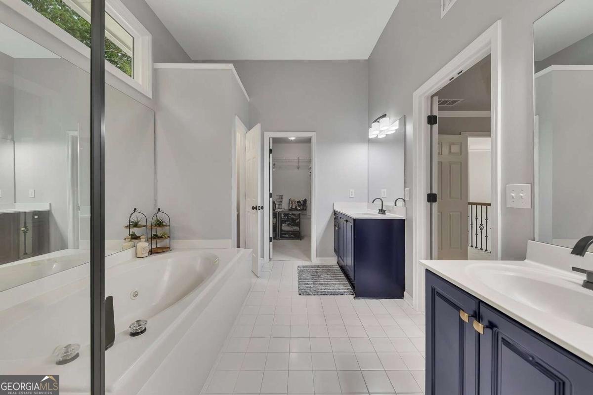 809 Hillcrest Lane Woodstock - 32