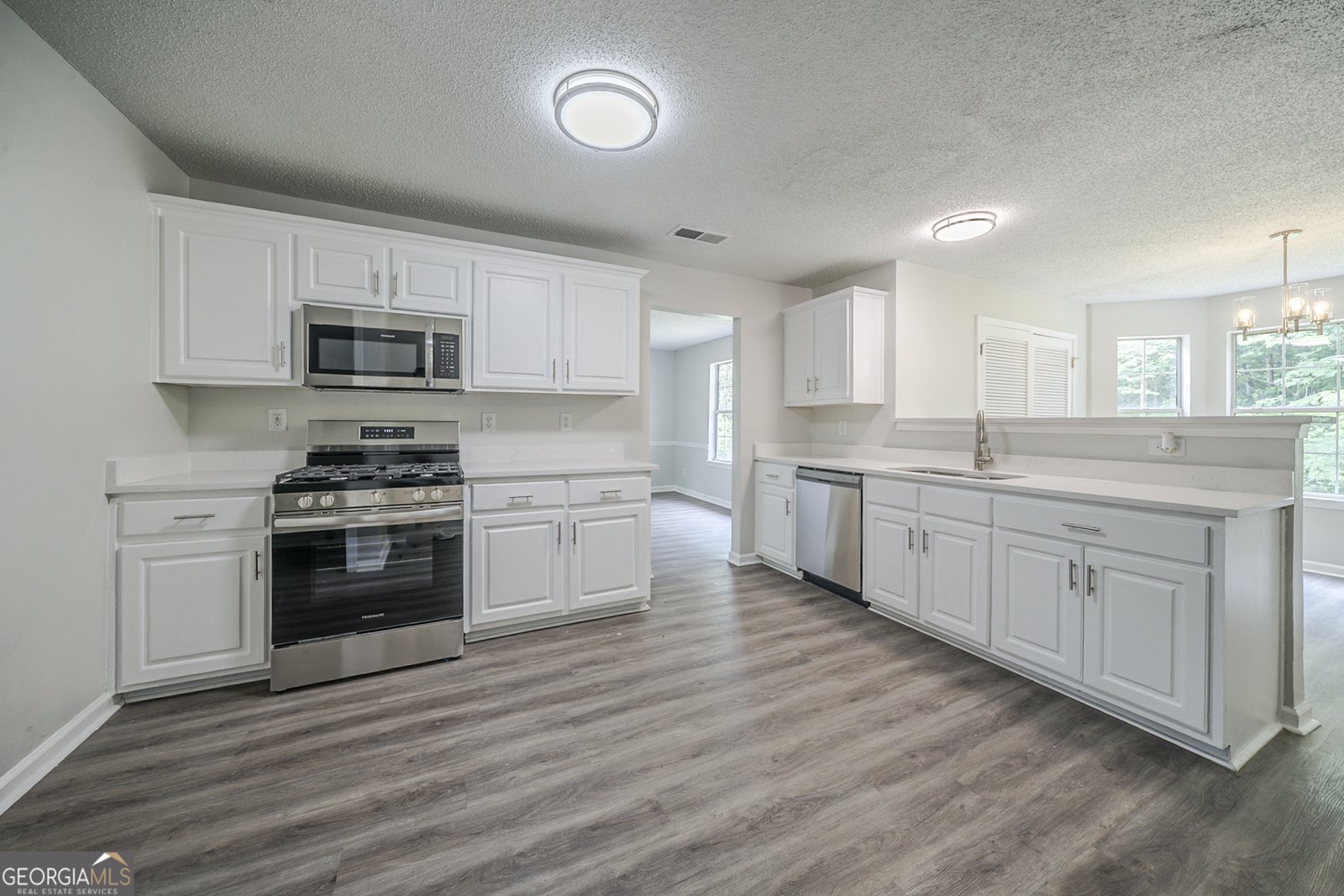 621 Lakewater View Drive Stone Mountain - 2