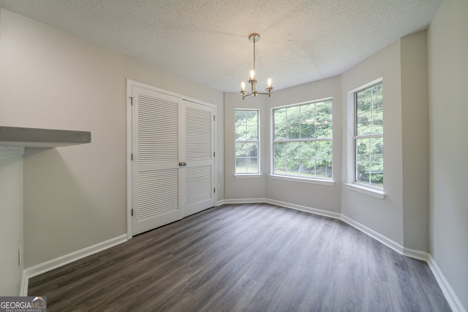 621 Lakewater View Drive Stone Mountain - 5