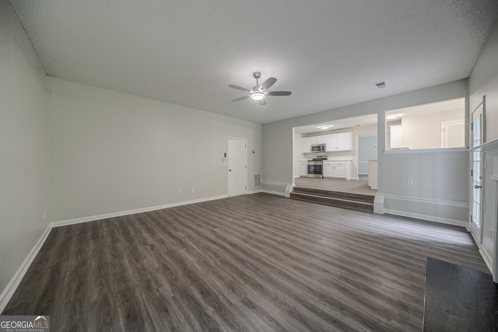 621 Lakewater View Drive Stone Mountain - 6