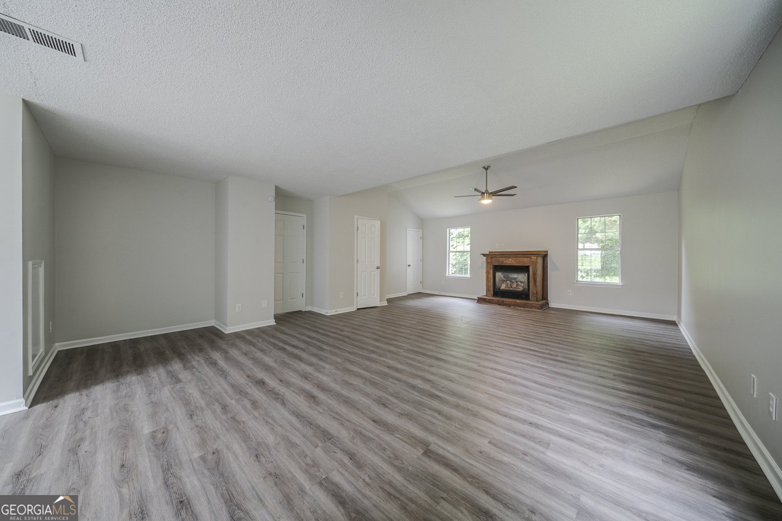 621 Lakewater View Drive Stone Mountain - 9