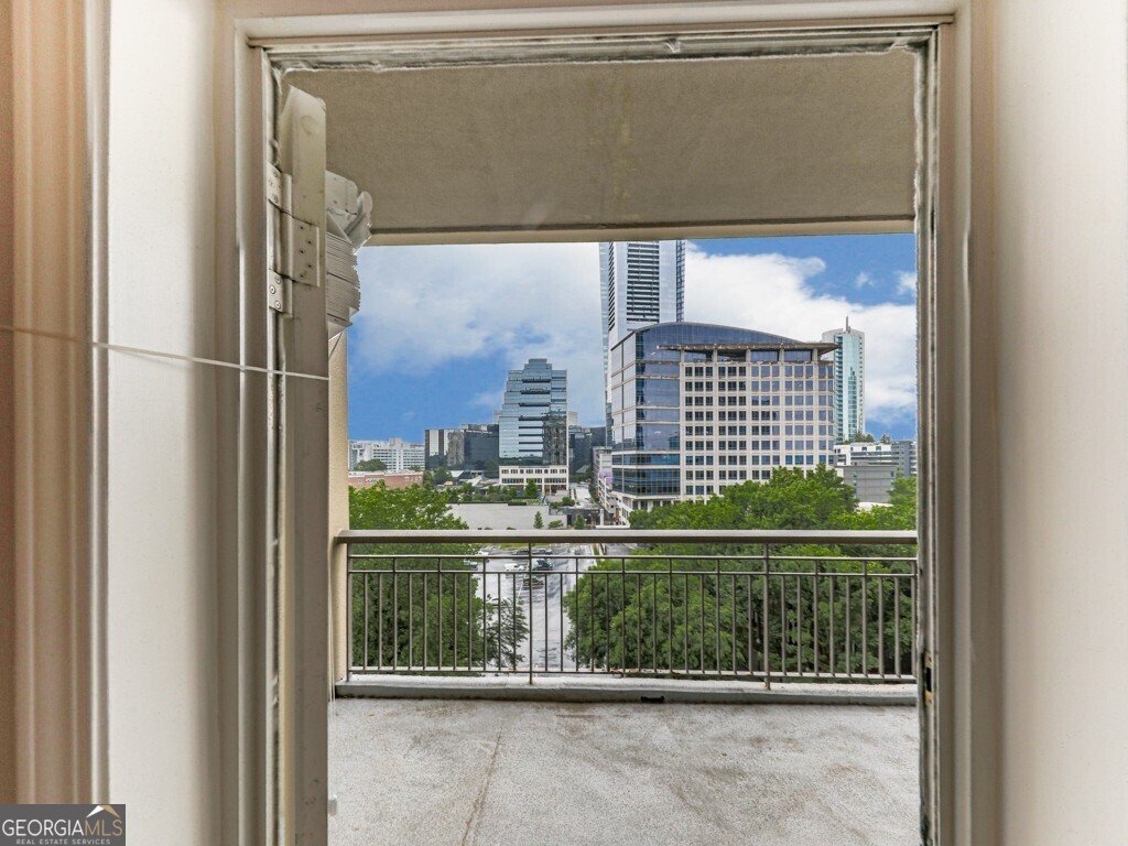 3334 Peachtree Road Atlanta - 21