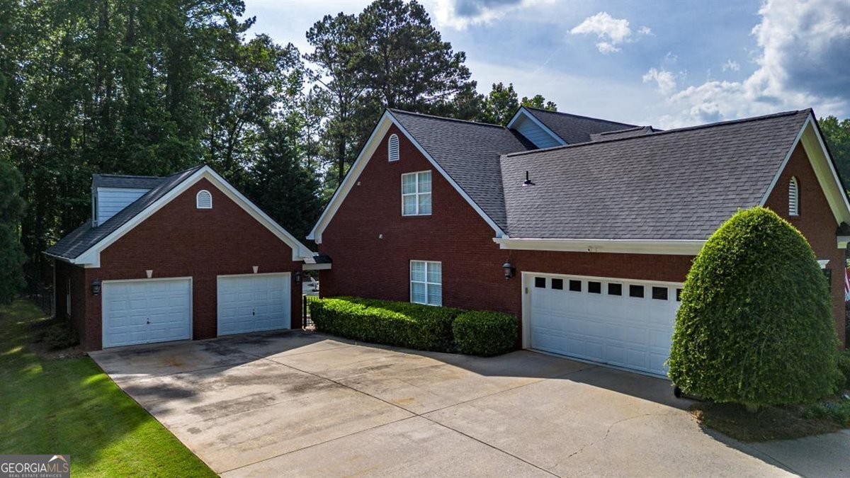 305 Calumet Lane Monroe - 34