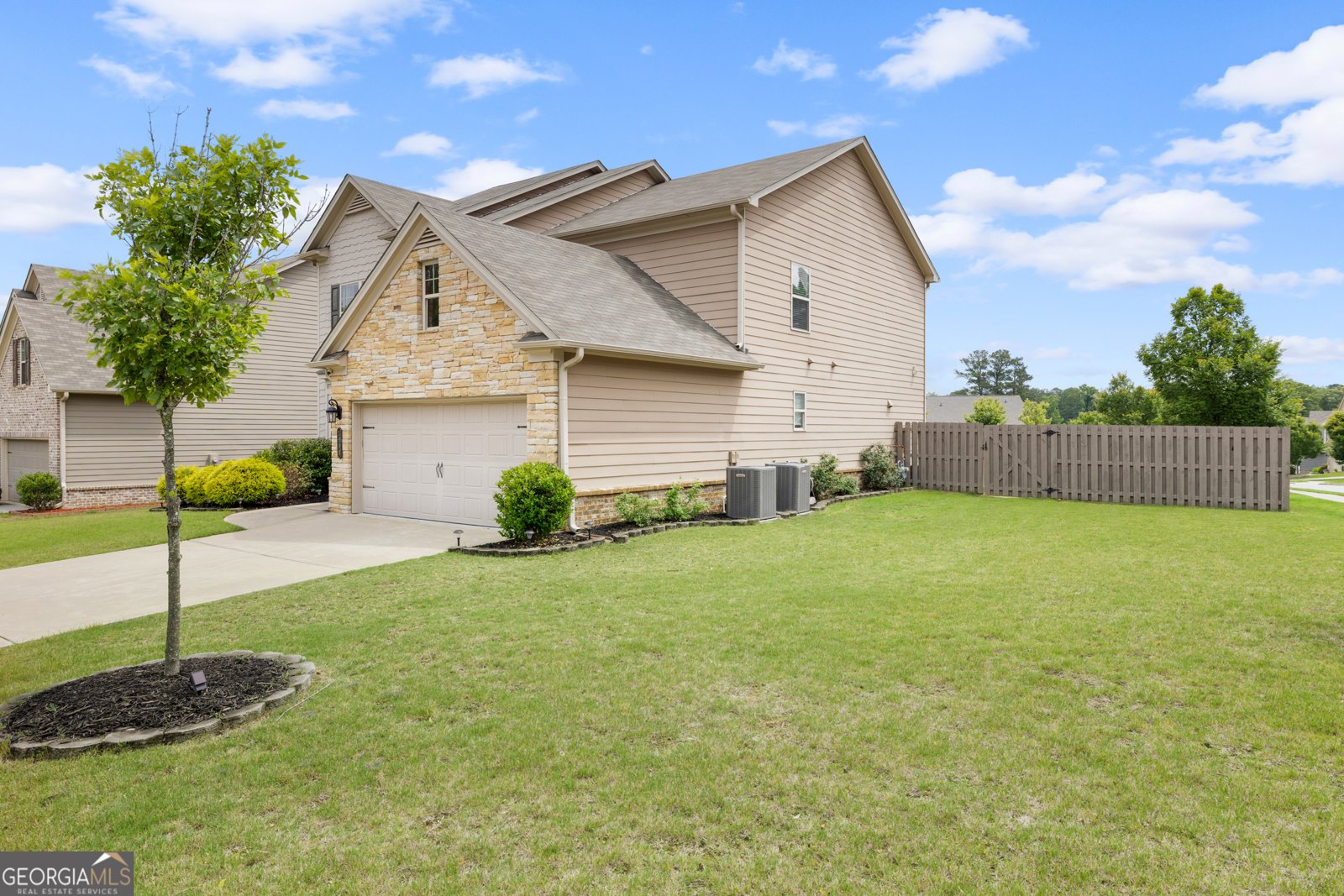 1998 Lakeview Bend Way Buford - 38