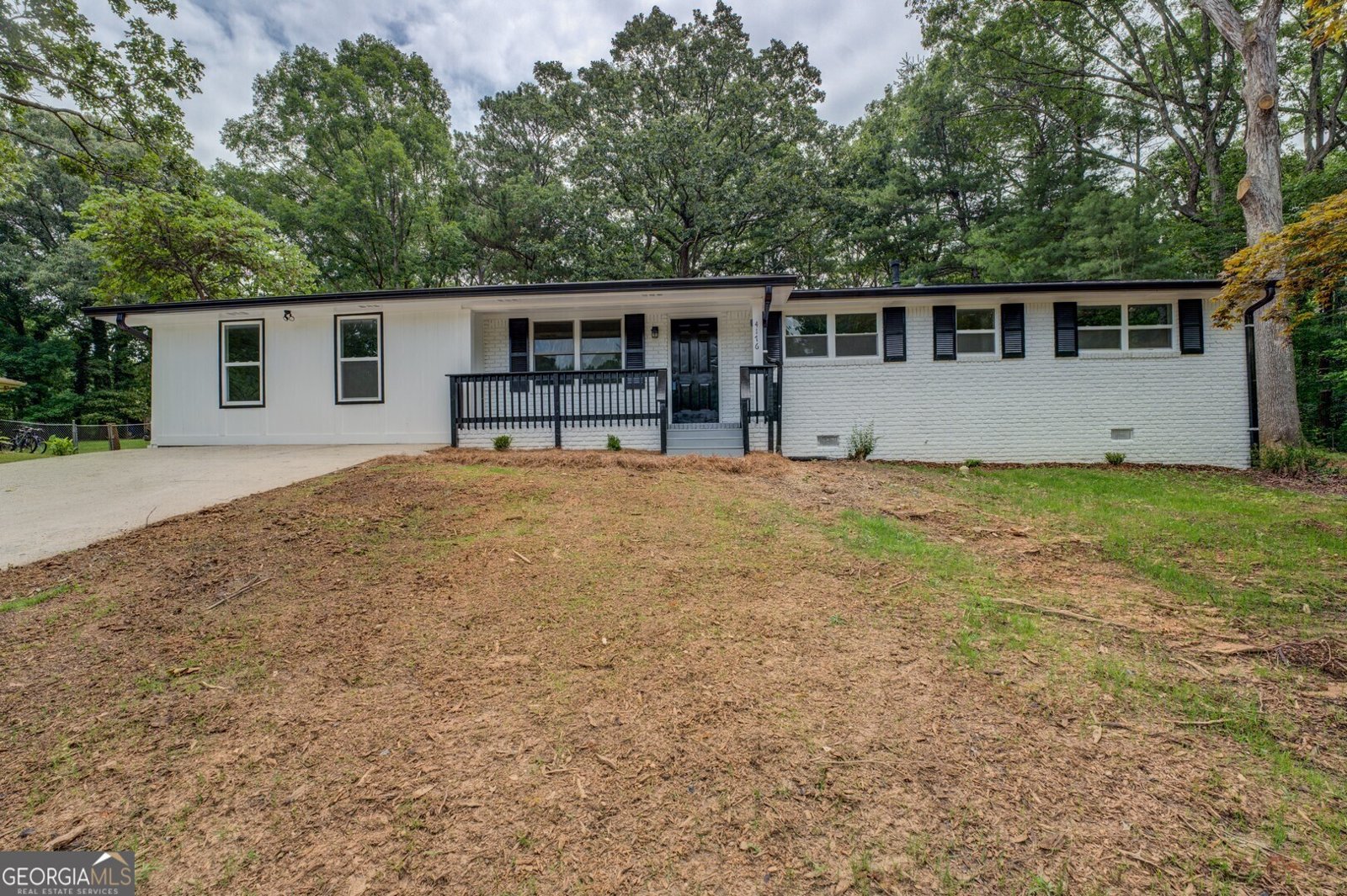 4176 King Edward Drive Douglasville - 1
