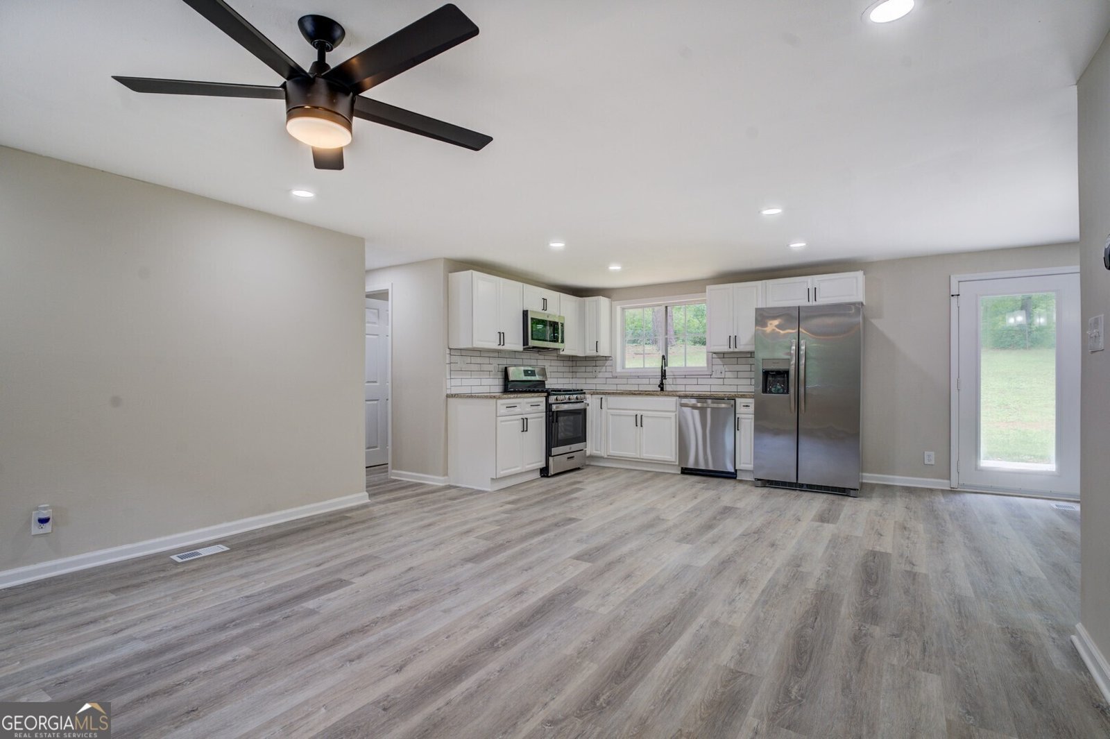 4176 King Edward Drive Douglasville - 17