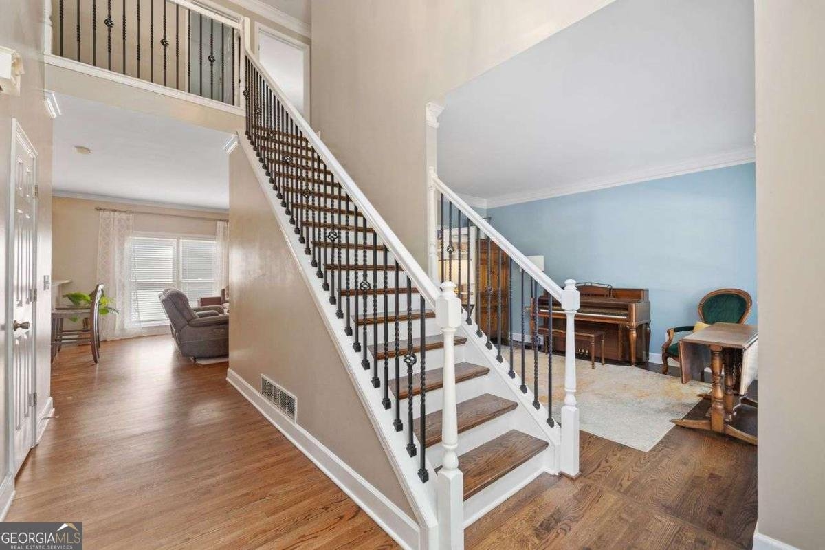 530 Summerhill Drive Roswell - 6
