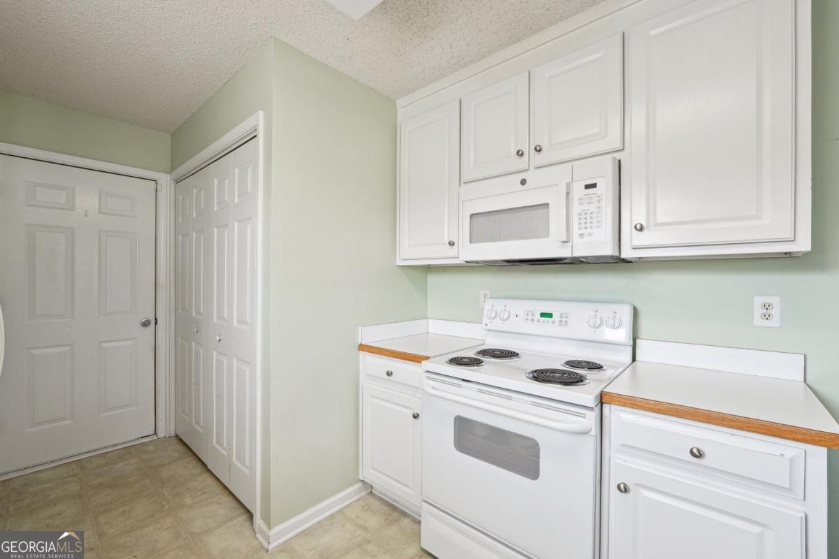 453 Raymond Drive Winder - 12