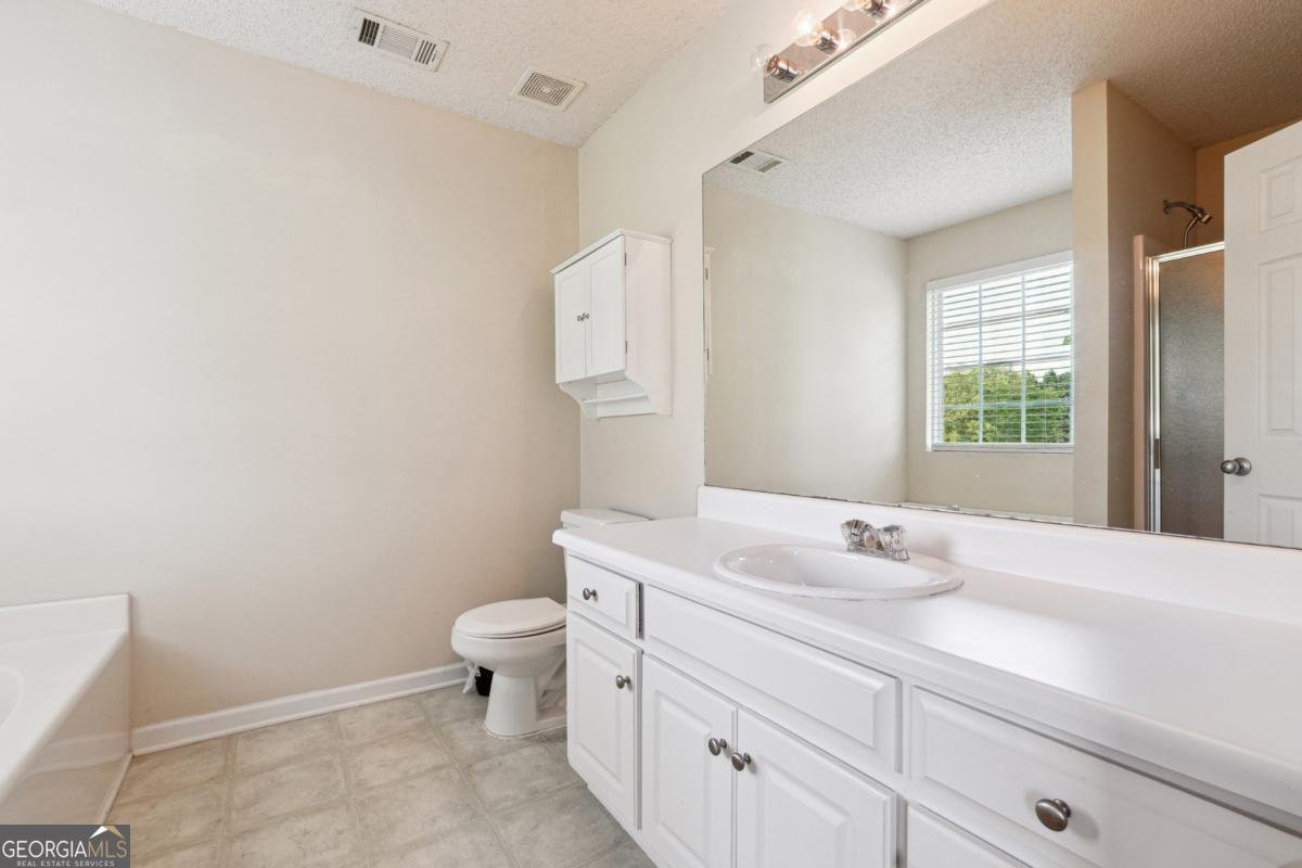 453 Raymond Drive Winder - 17