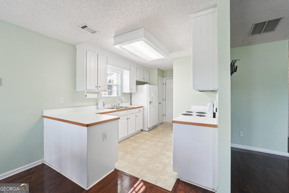 453 Raymond Drive Winder - 9
