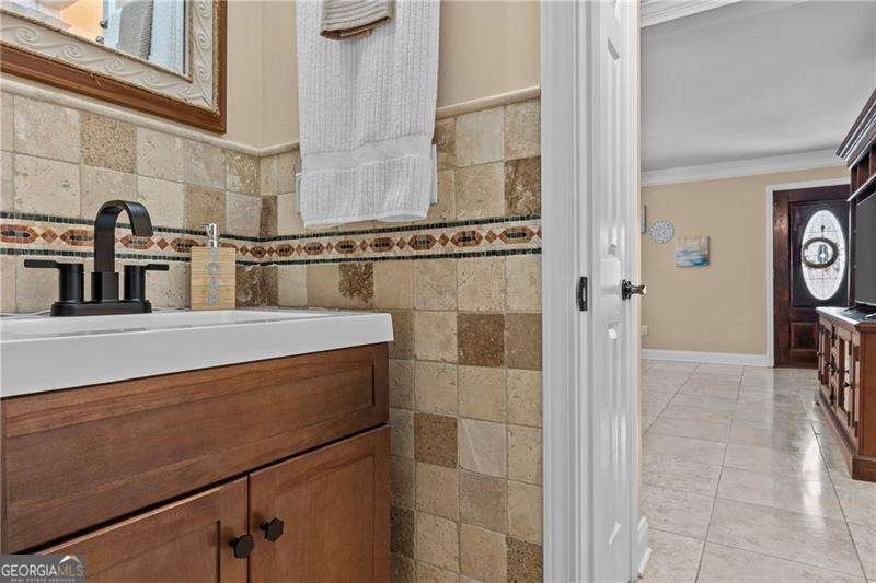 212 Lakeview Drive Newborn - 19