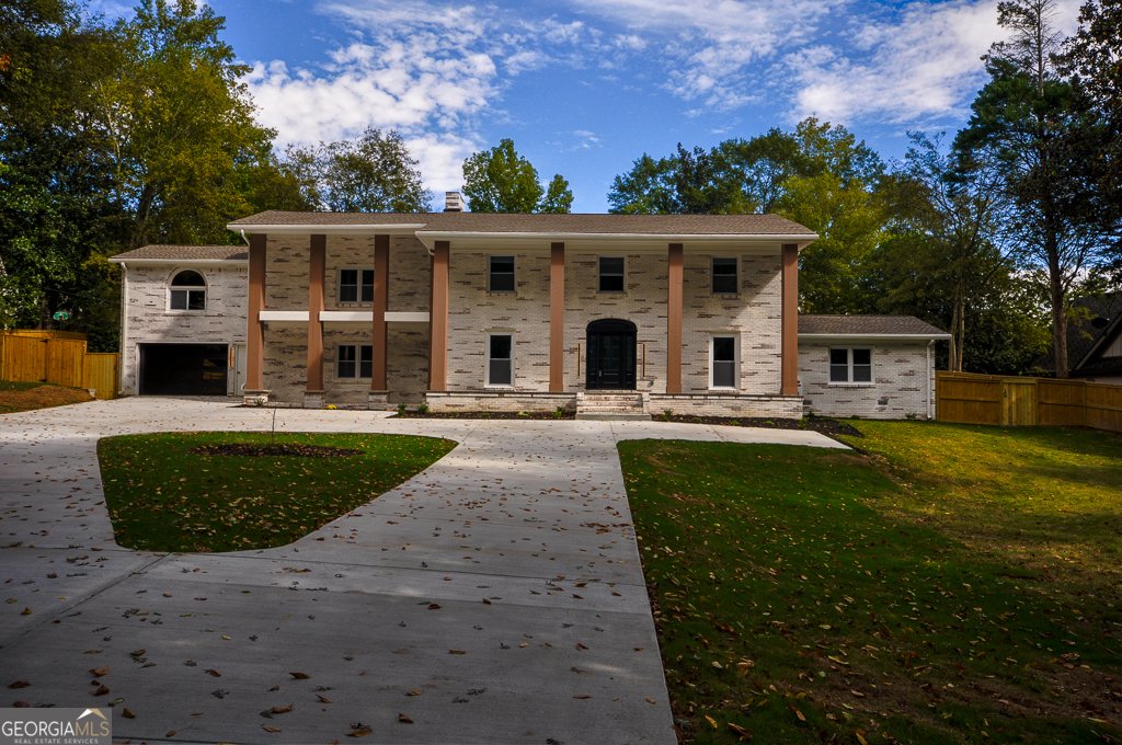 4395 Woodland Brook Drive Atlanta - 1