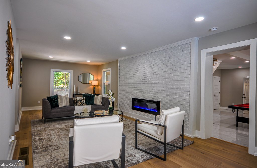 4395 Woodland Brook Drive Atlanta - 43