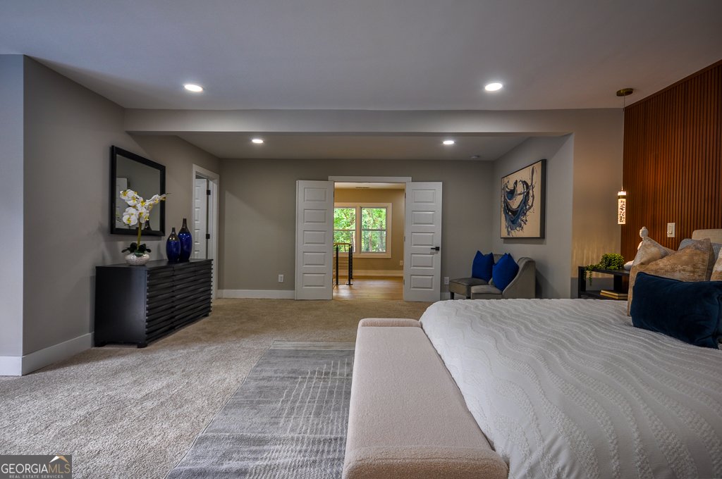 4395 Woodland Brook Drive Atlanta - 76