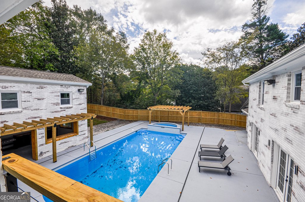 4395 Woodland Brook Drive Atlanta - 78