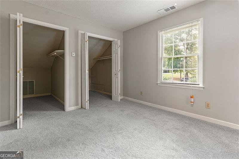 233 OAKRIDGE Drive Cartersville - 18