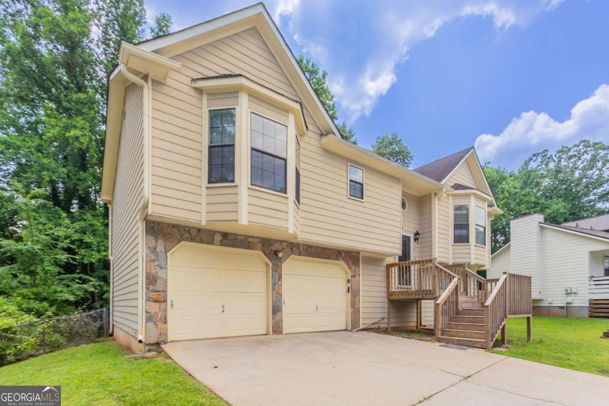 1214 Tyne Way Stone Mountain - 2