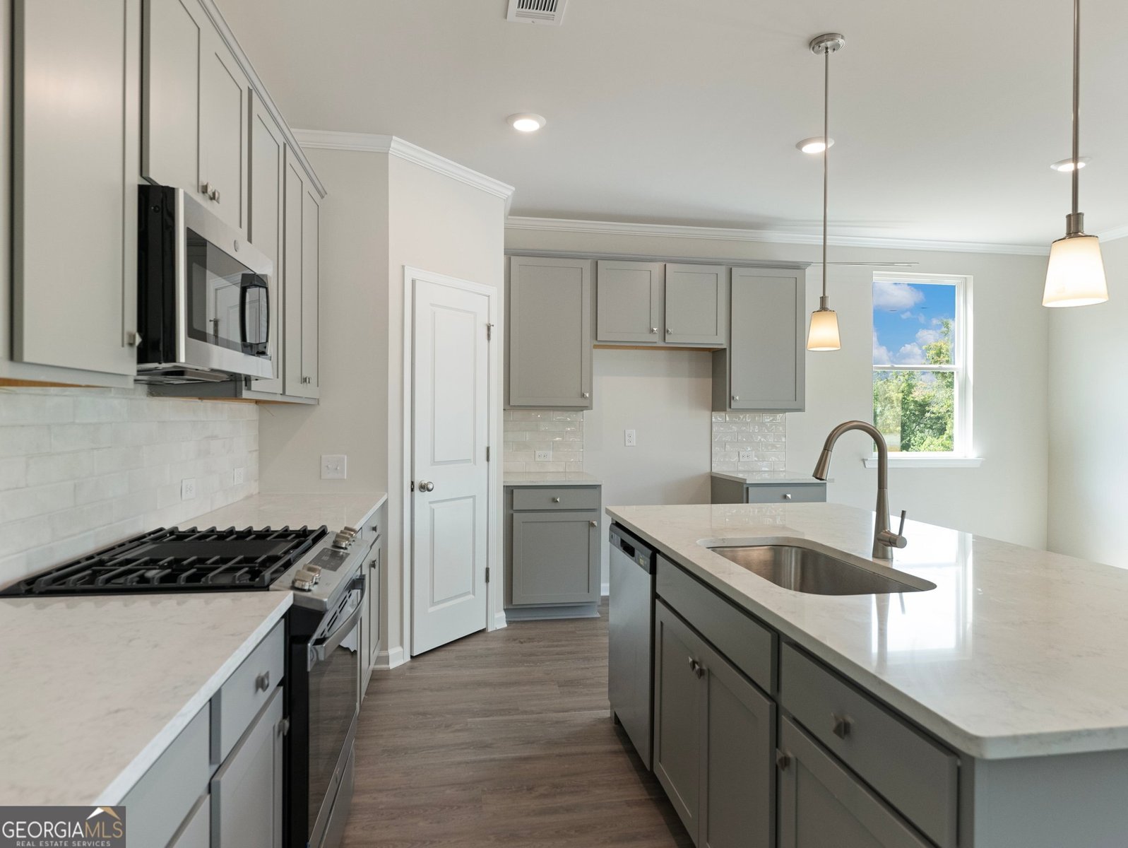 246 Midland Avenue Winder - 12