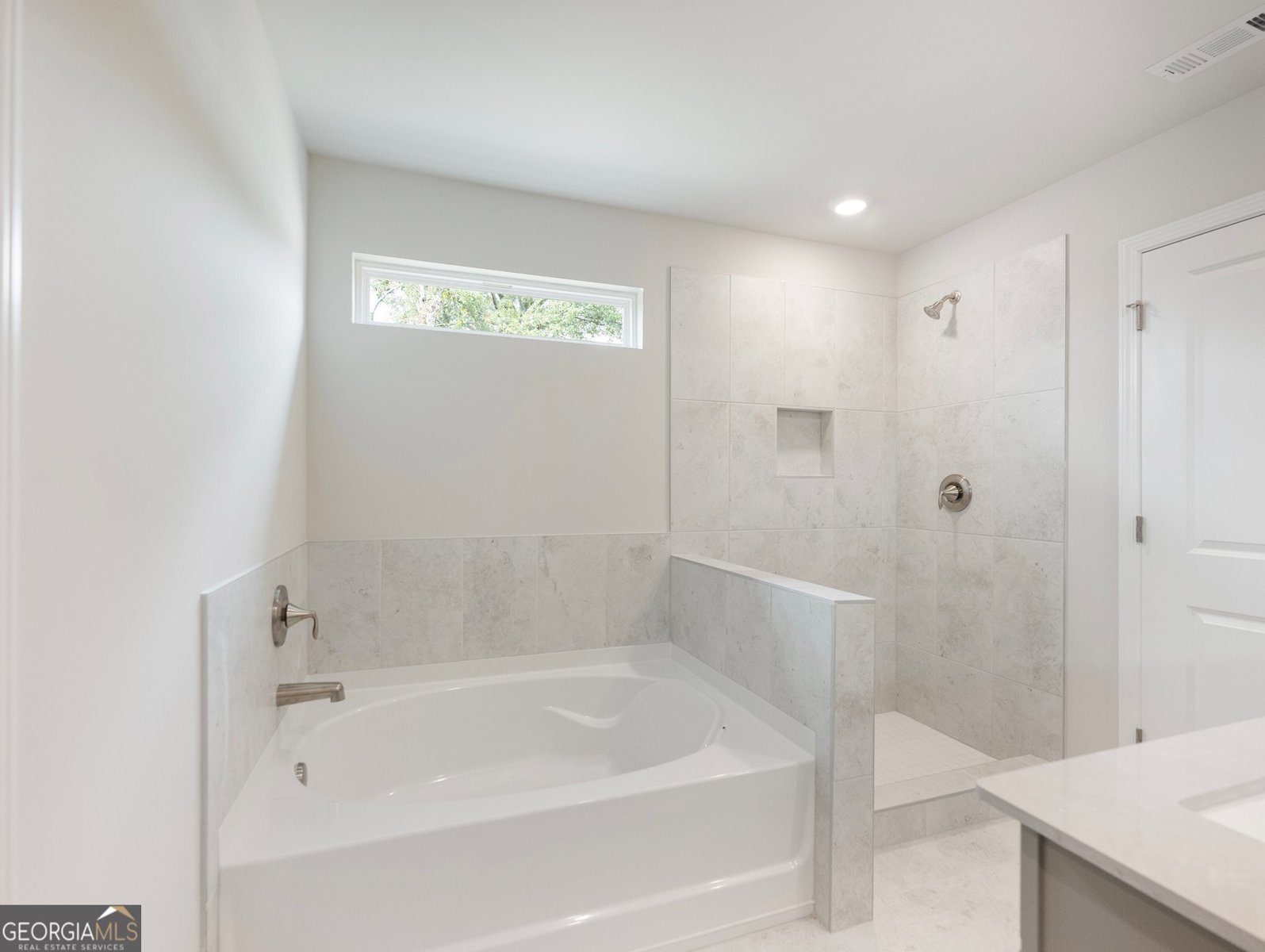 246 Midland Avenue Winder - 25