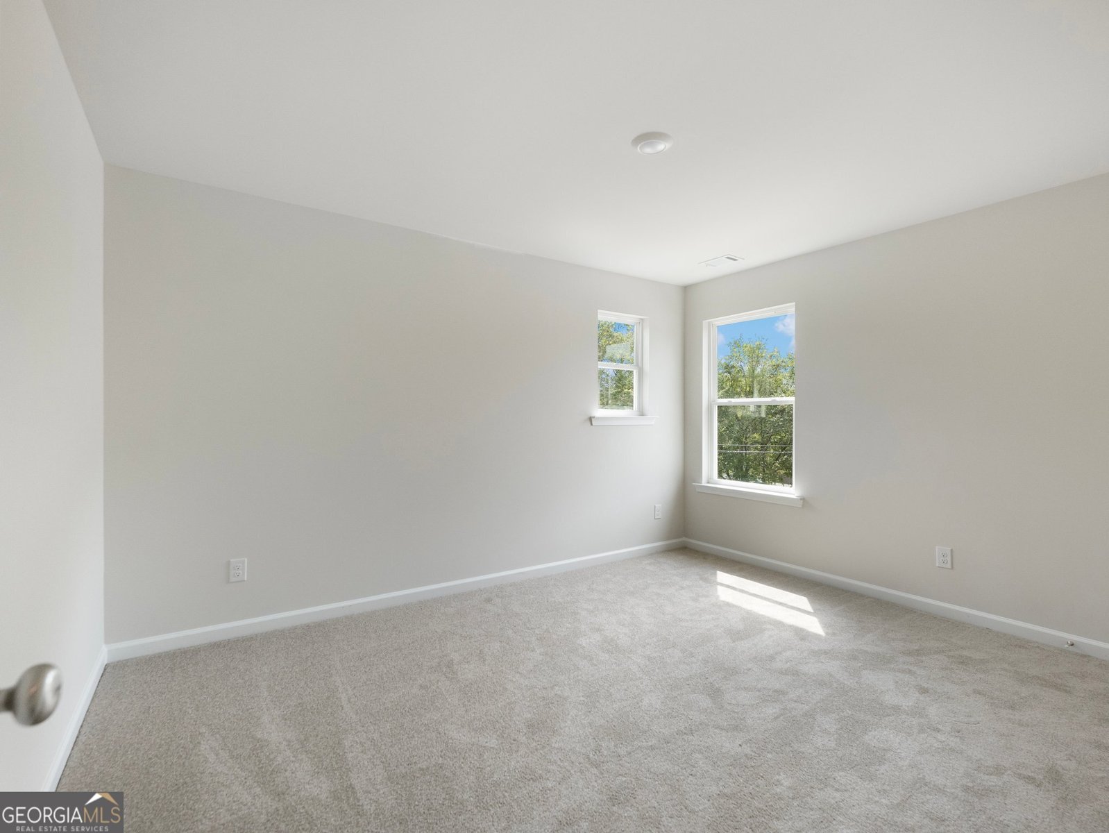 246 Midland Avenue Winder - 29