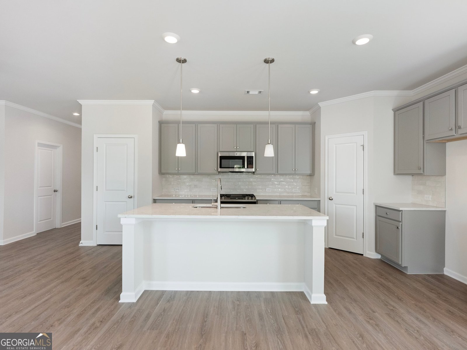 246 Midland Avenue Winder - 9
