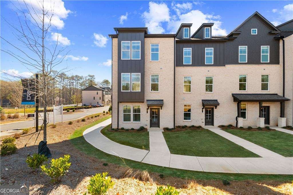 101 Daybreak Lane Newnan - 1