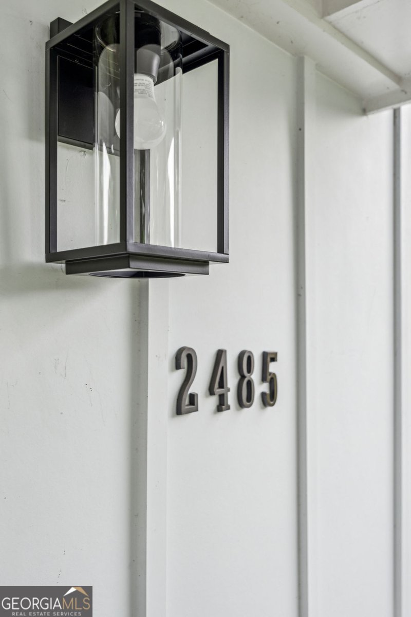 2485 Hillside Avenue Decatur - 3