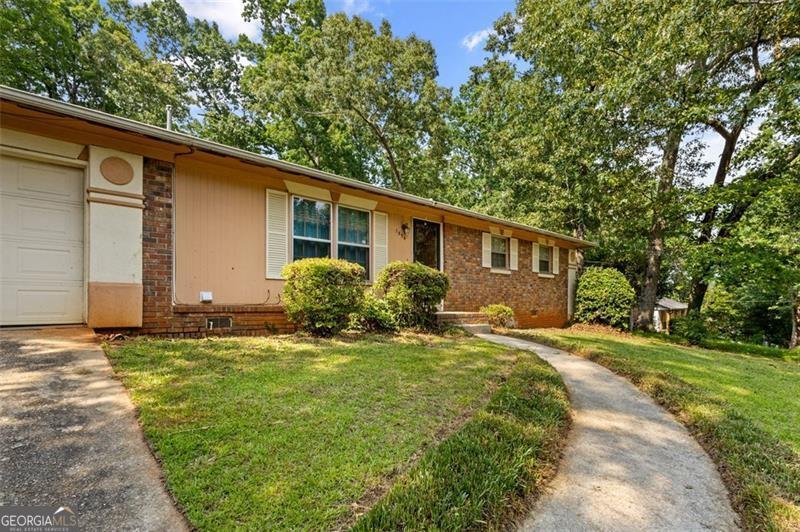 1594 PINE GLEN Circle Decatur - 1