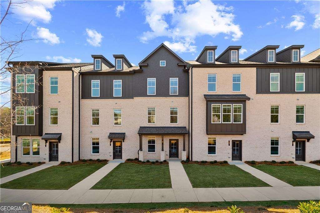 105 Daybreak Lane Newnan - 1
