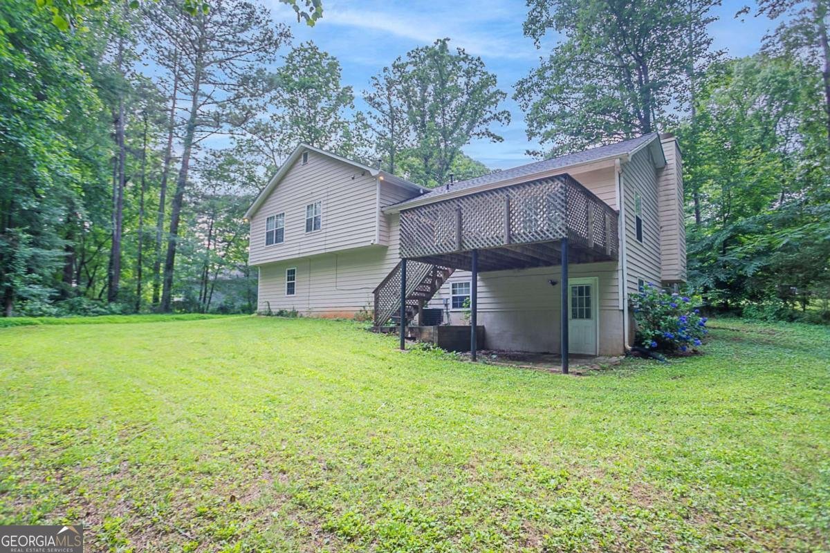2140 Deer Trail Suwanee - 33