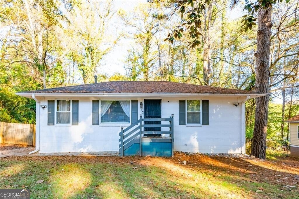 3182 Latona Drive Atlanta - 1
