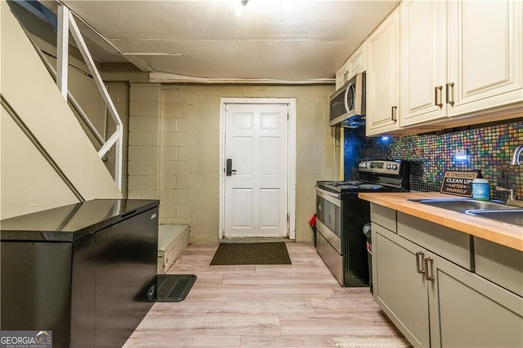 3182 Latona Drive Atlanta - 31