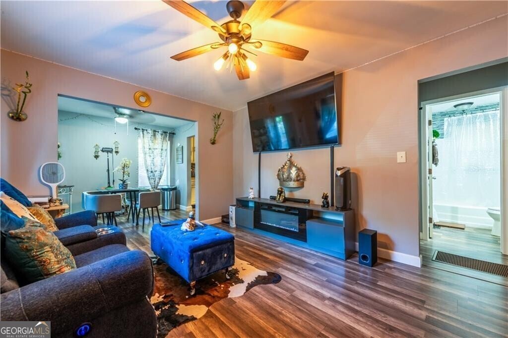3182 Latona Drive Atlanta - 51