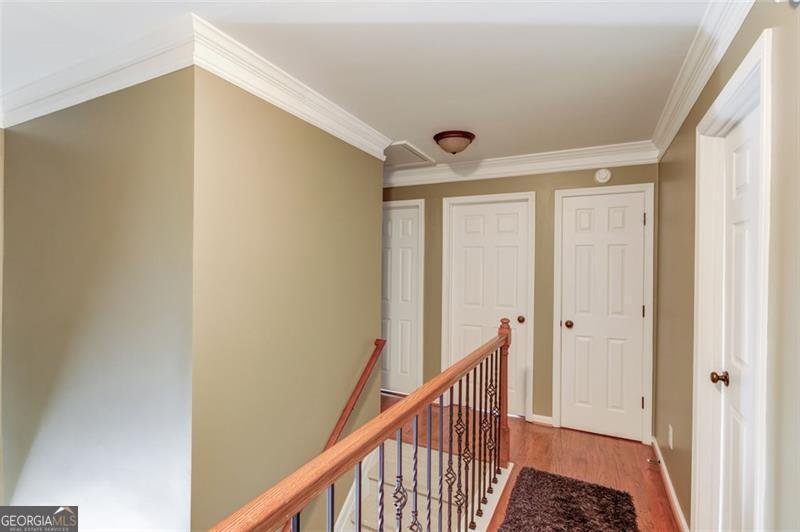 262 SANDHURST Court Suwanee - 18