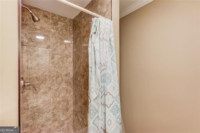 262 SANDHURST Court Suwanee - 38