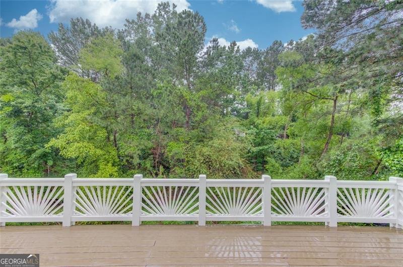 262 SANDHURST Court Suwanee - 39