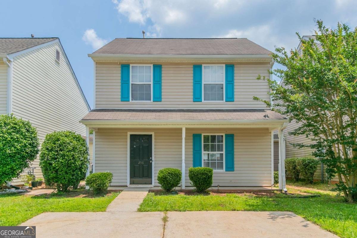 256 Turnstone Road Stockbridge - 1