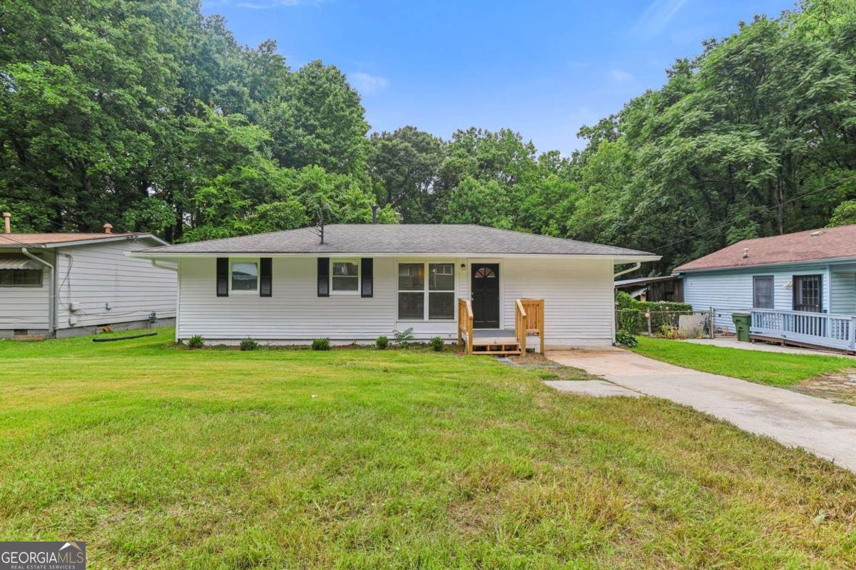 2049 Phillips Drive Atlanta - 1