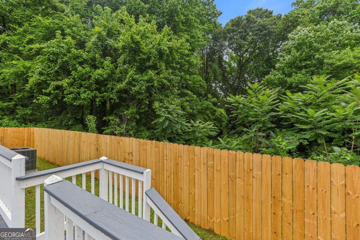 2049 Phillips Drive Atlanta - 24