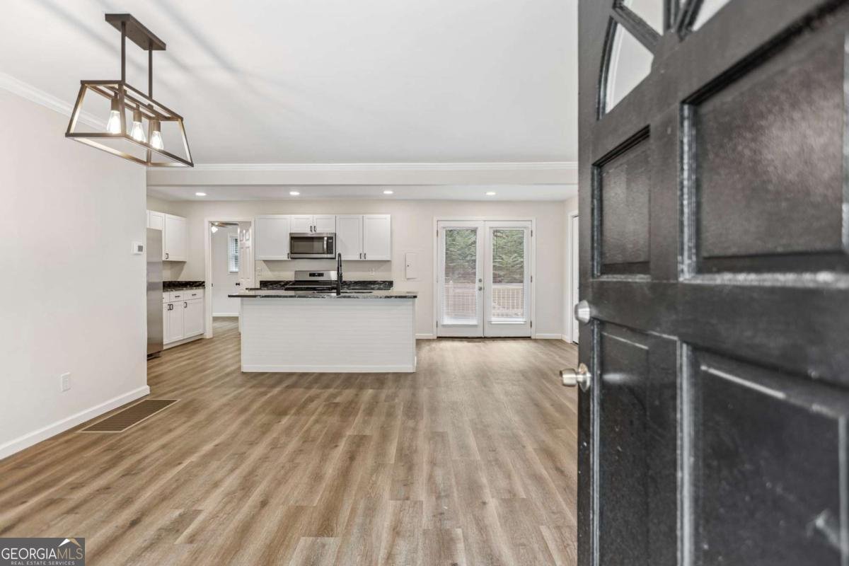 2049 Phillips Drive Atlanta - 3